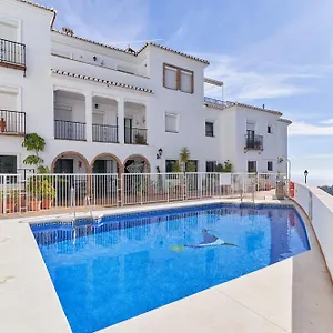 In Balcon De Frigiliana